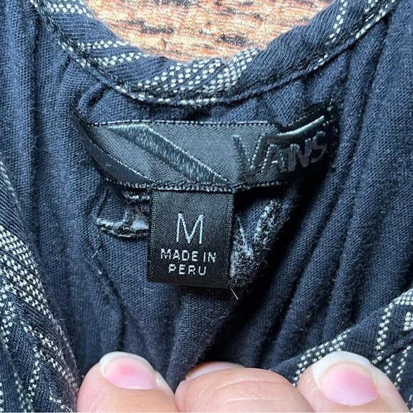 🌻 Vans Asymmetrical Spaghetti Criss Cross Strap Dress Empire Waist size Medium - Picture 3 of 8